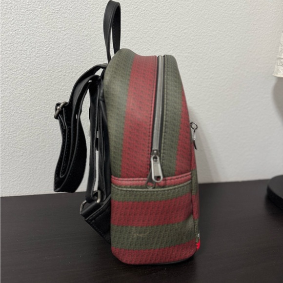 Loungefly A Nightmare On Elm Street Freddy Glove Stripe Mini Backpack - Picture 3 of 6